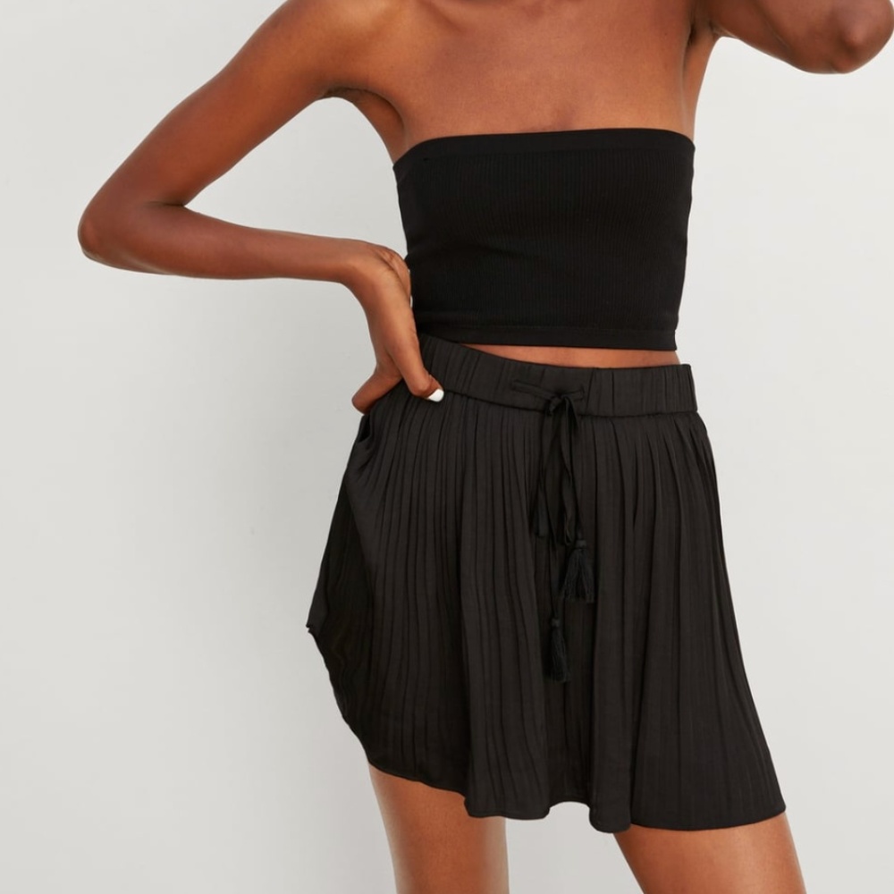 ZARA Pleated Shorts